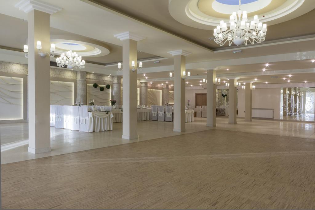 Hotel Notabene Świdnik Dış mekan fotoğraf