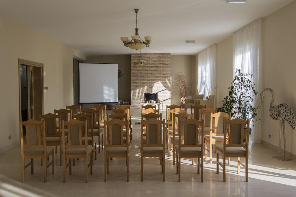Hotel Notabene Świdnik Dış mekan fotoğraf